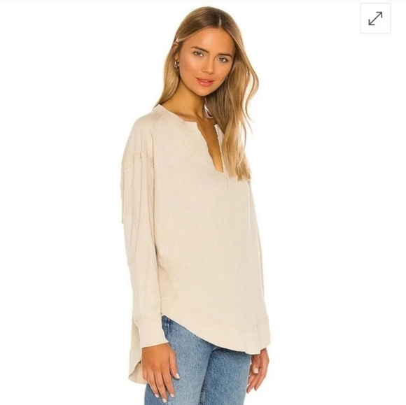 Free People We The Free Owen Long Sleeve Thermal in Vanilla Cream Size XS - Picture 2 of 11